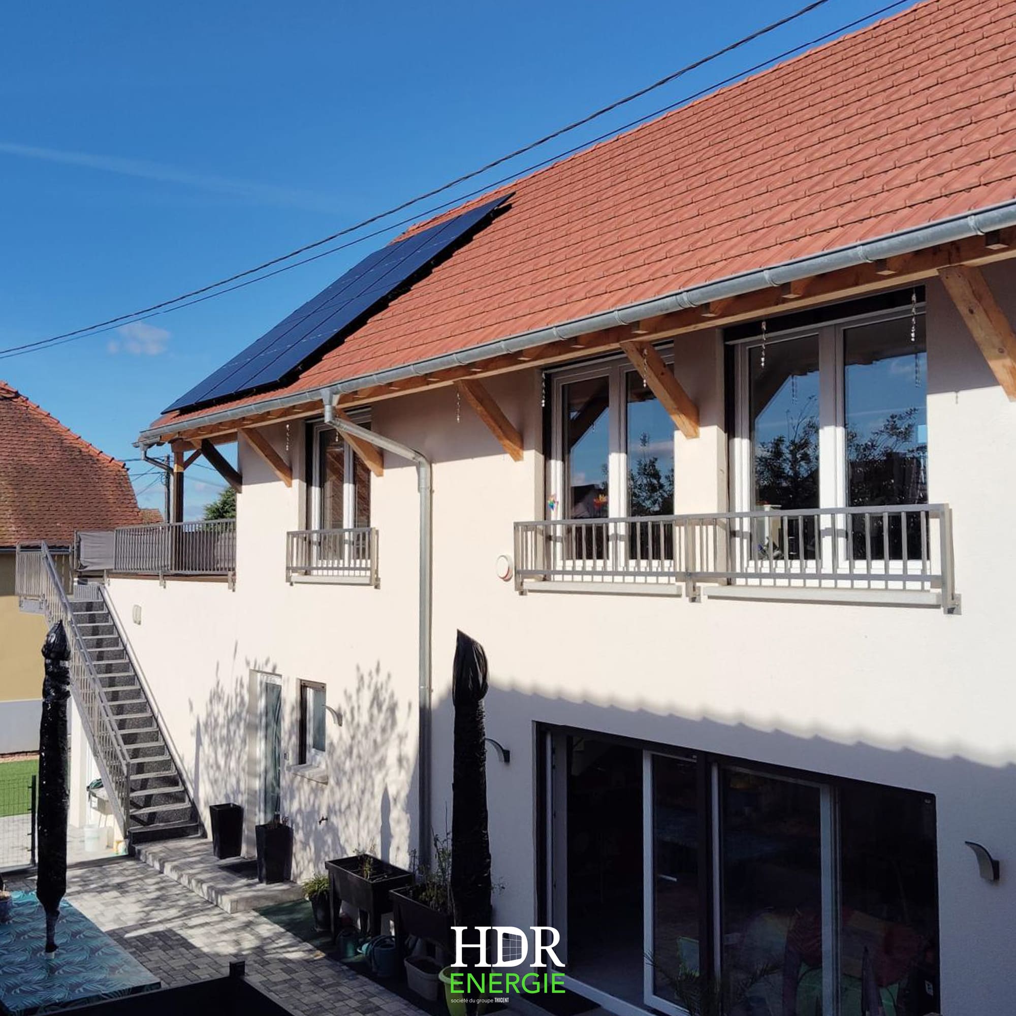 HDR ENERGIE- Nos réalisations - Installation photovoltaïque – sur toiture – 3 kWc + climatisation réversible